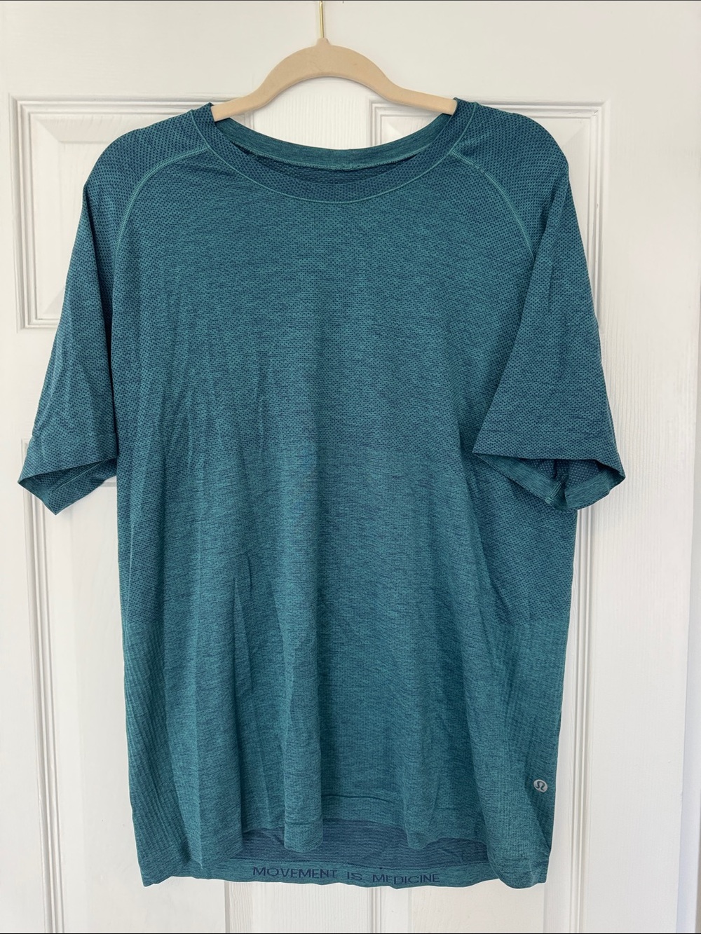 lululemon athletica Men's Teal Performance Short-Sleeve Tee